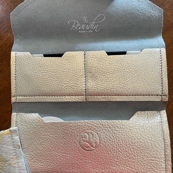 Cowhide wallet. - Picture 3 of 3